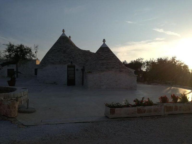 I Trulli Del Vagabondo - Complex Of Trulli With Private Pool Villa Alberobello Exterior photo